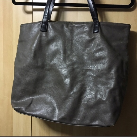 FREE⚜w/$15 Purchase: MNG Used Tote - Picture 4 of 4